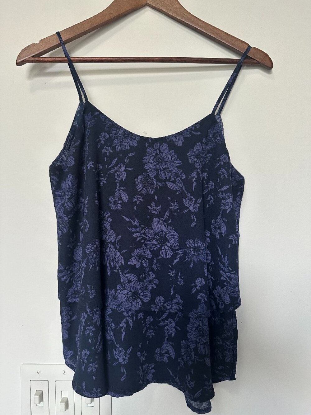 💜 Layered Navy & Purple Floral Strappy Tank Top size Small 💙